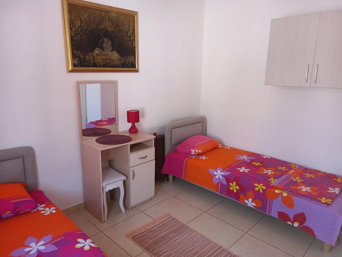 Apartmani Liki Ulcinj Bagian luar foto