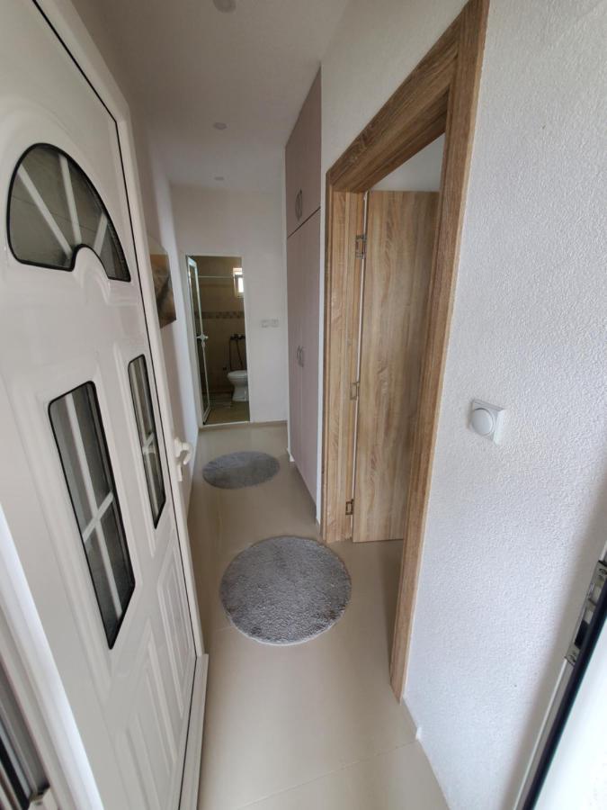 Apartmani Liki Ulcinj Bagian luar foto